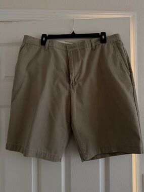 Dockers Men's Flat Front Khaki Shorts - Tan